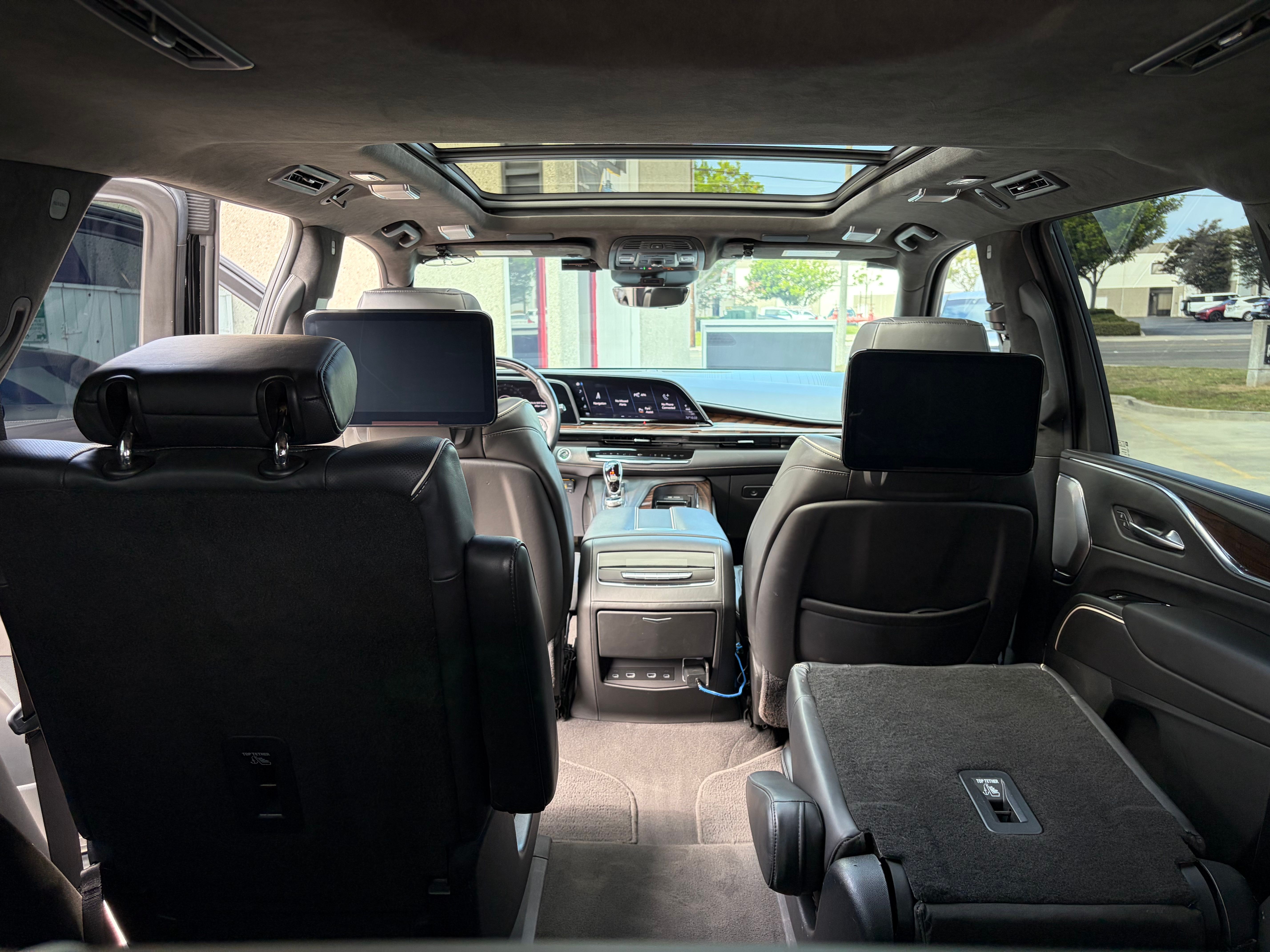 Used 2021 Cadillac Escalade Sport Platinum AWD/4WD image 25