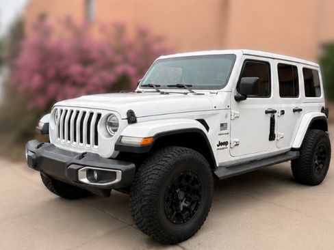 Used 2018 Jeep Wrangler Unlimited Sahara AWD/4WD image 1