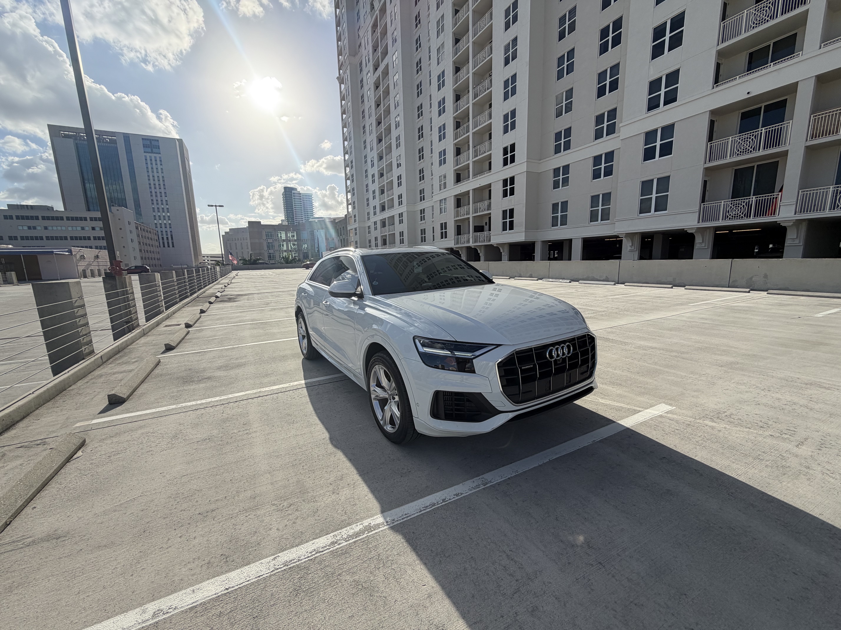 Used 2019 Audi Q8 Premium Plus w/ Premium Plus AWD/4WD image 10