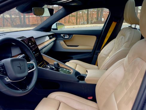 Used 2022 Polestar Polestar 2 w/ Performance Package image 15