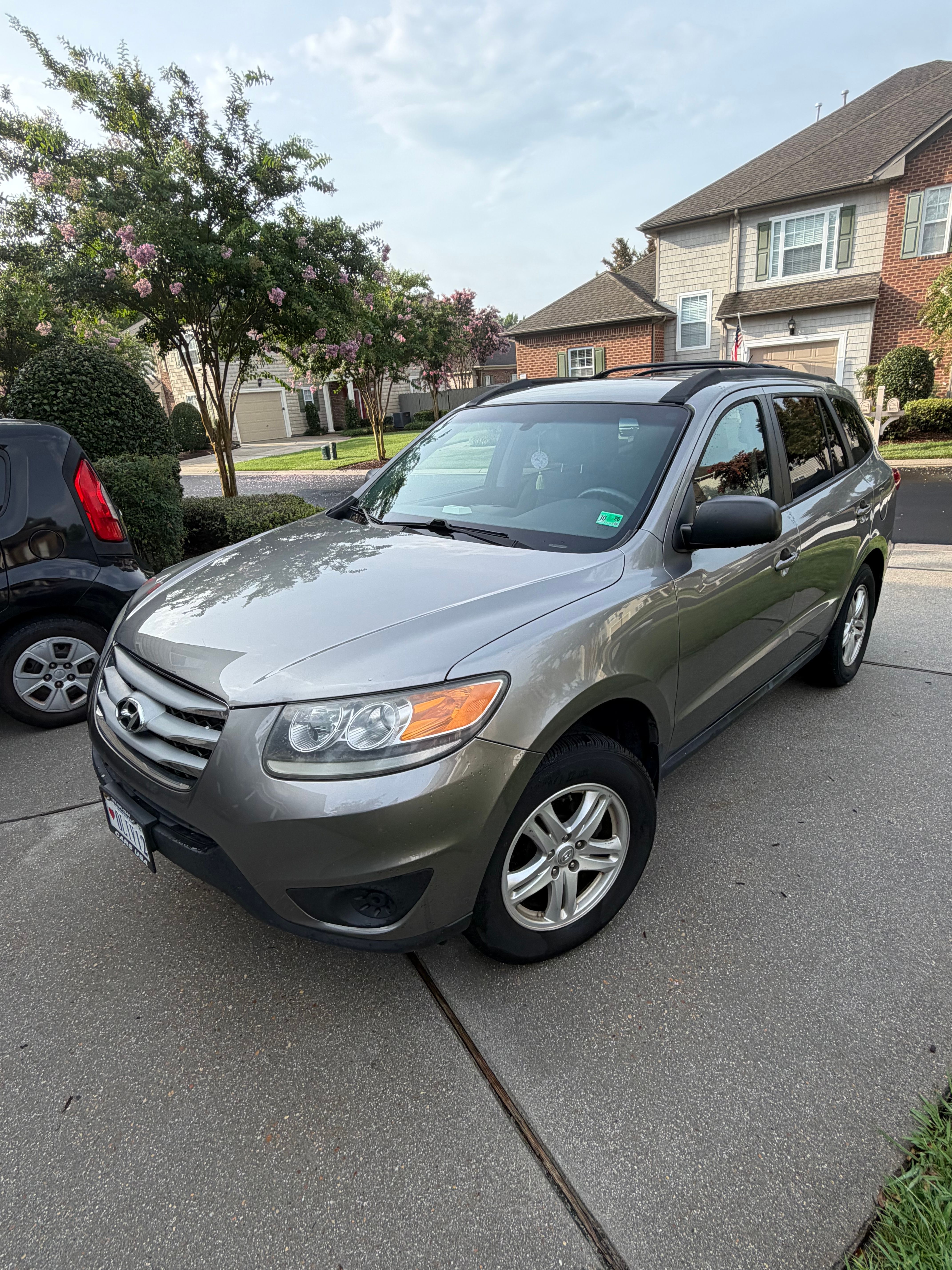 Used 2012 Hyundai Santa Fe GLS AWD/4WD image 14