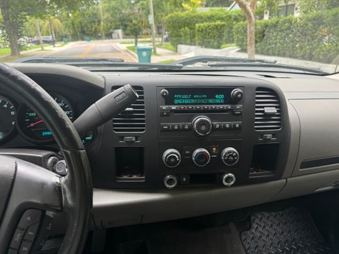 Used 2011 Chevrolet Silverado 1500 LS AWD/4WD image 14