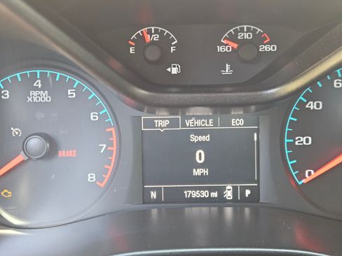 Used 2015 Chevrolet Colorado LT w/ Luxury Package image 19