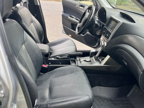 Used 2013 Subaru Forester 2.5X Limited image 10