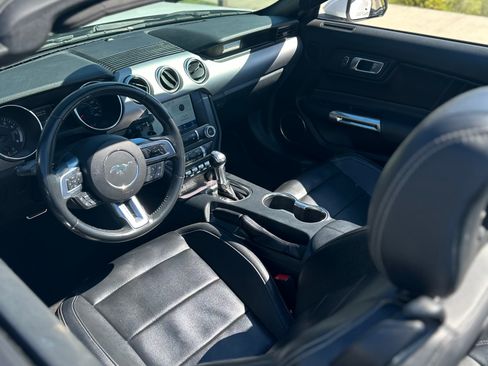 Used 2021 Ford Mustang Premium RWD image 9
