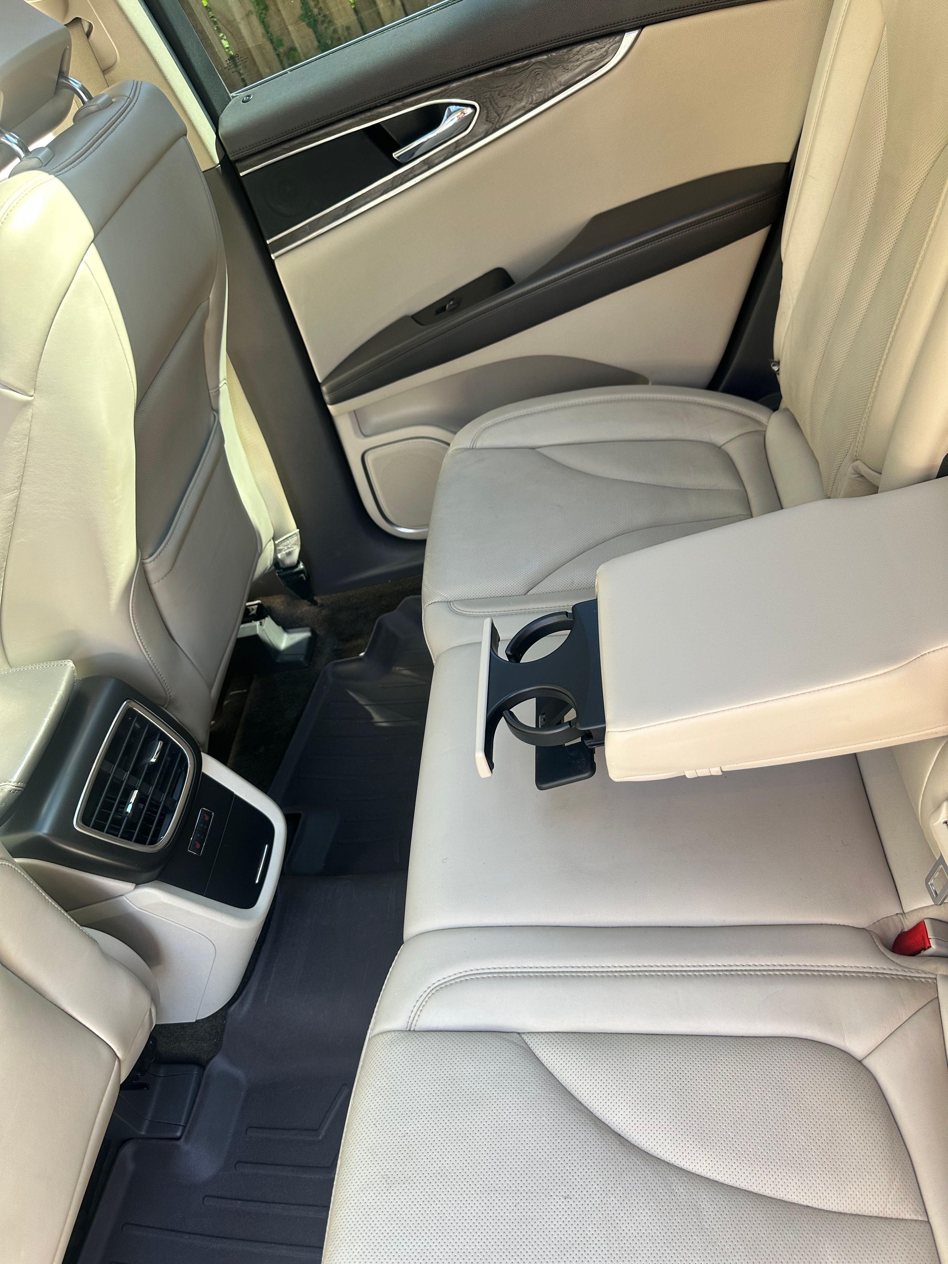 Used 2017 Lincoln MKX Reserve w/ Lincoln MKX Climate Package AWD/4WD image 11