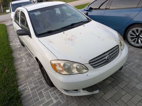 Used 2003 Toyota Corolla LE image 2