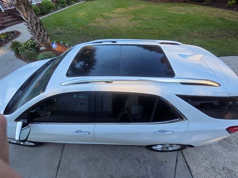 Used 2020 Chevrolet Equinox Premier image 9