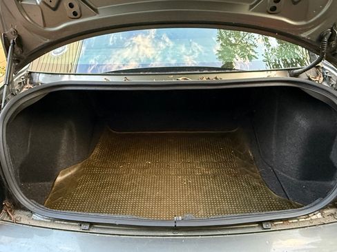 Used 2008 Chrysler 300 Touring RWD image 6