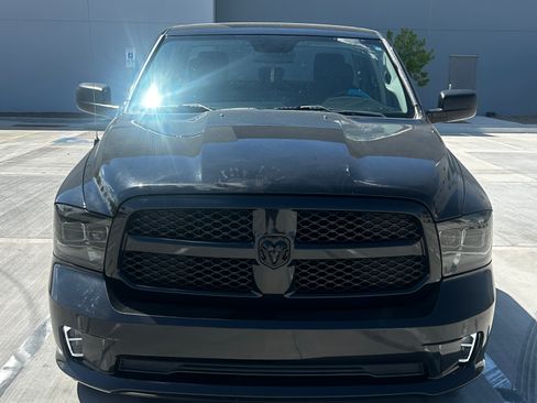 Used 2016 RAM 1500 Express w/ Black Ram 1500 Express Group RWD image 9