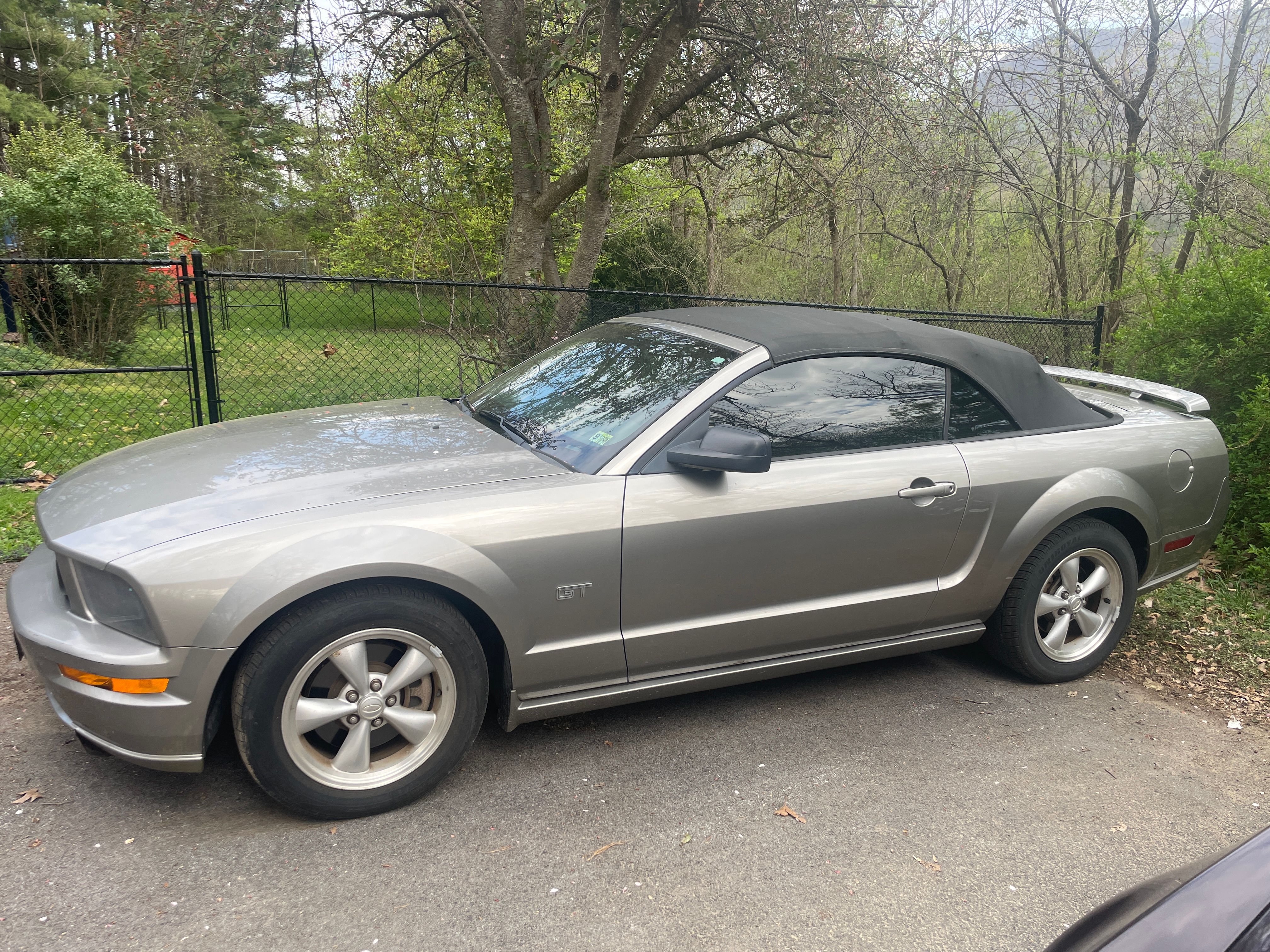 Used 2008 Ford Mustang GT RWD image 1