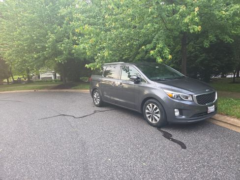 Used 2015 Kia Sedona SX FWD image 8
