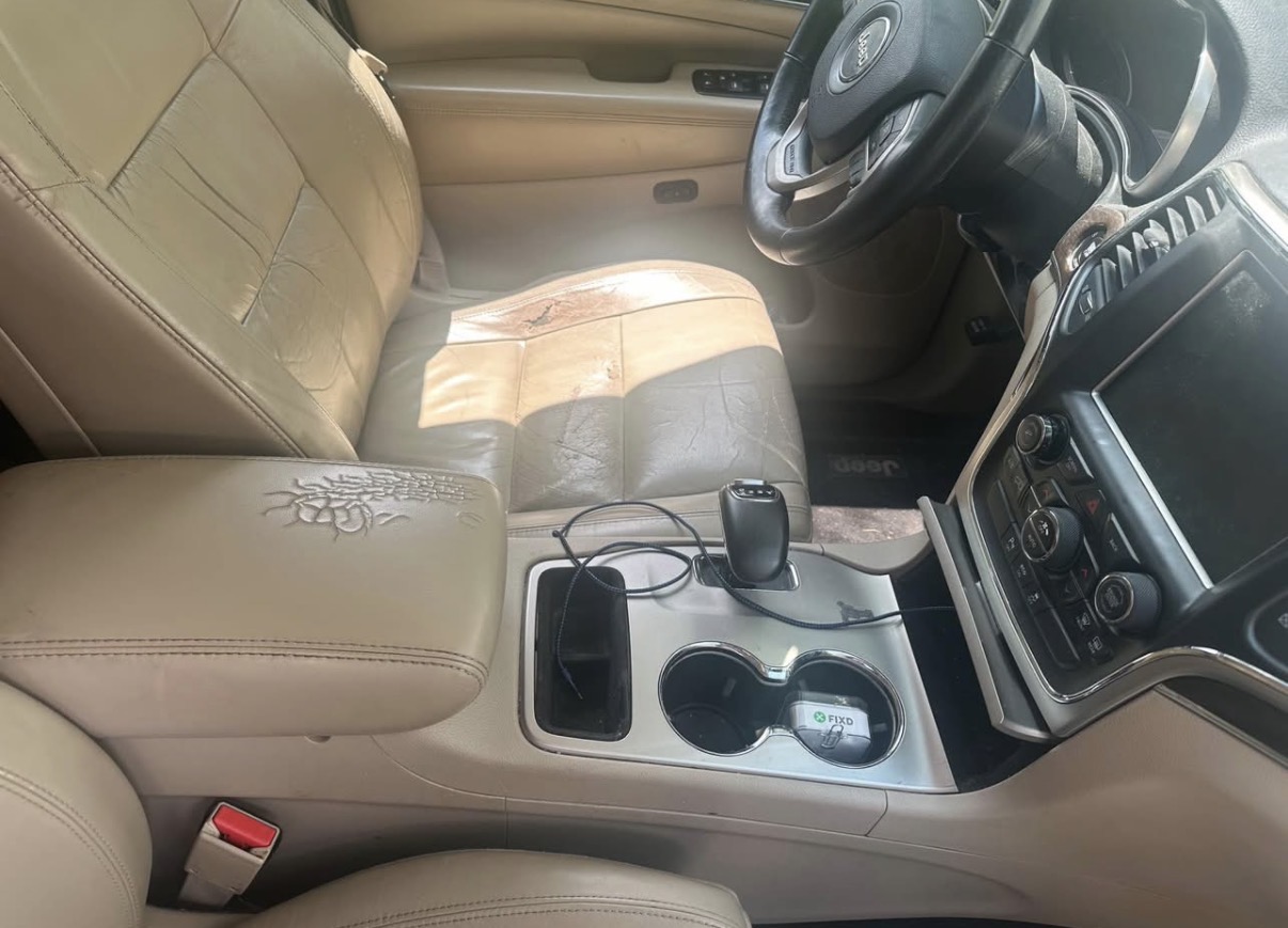 Used 2014 Jeep Grand Cherokee Limited RWD image 12