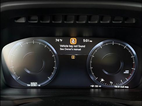 Used 2018 Volvo XC90 T6 Inscription w/ Convenience Package image 2