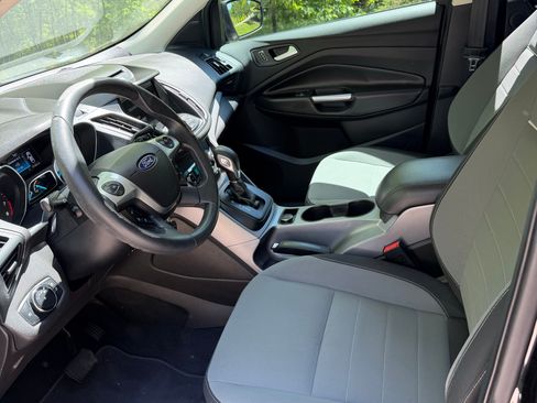 Used 2014 Ford Escape SE w/ Equipment Group 201A FWD image 8