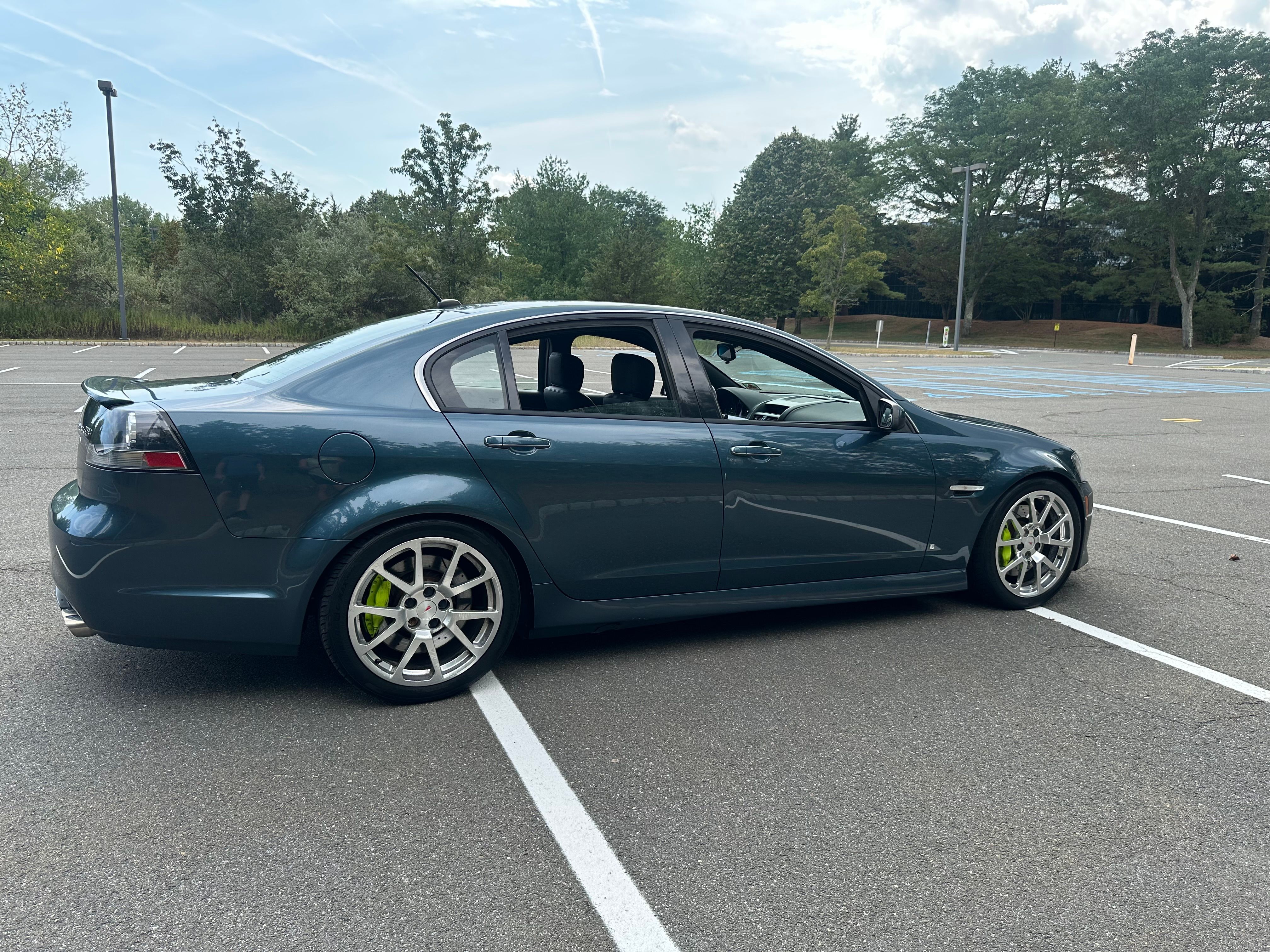 Used 2009 Pontiac G8 GT w/ Premium Package RWD image 20