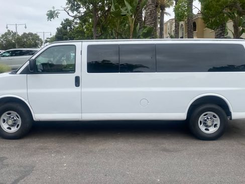 Used 2013 Chevrolet Express 3500 LT w/ LT Preferred Equipment Group image 4