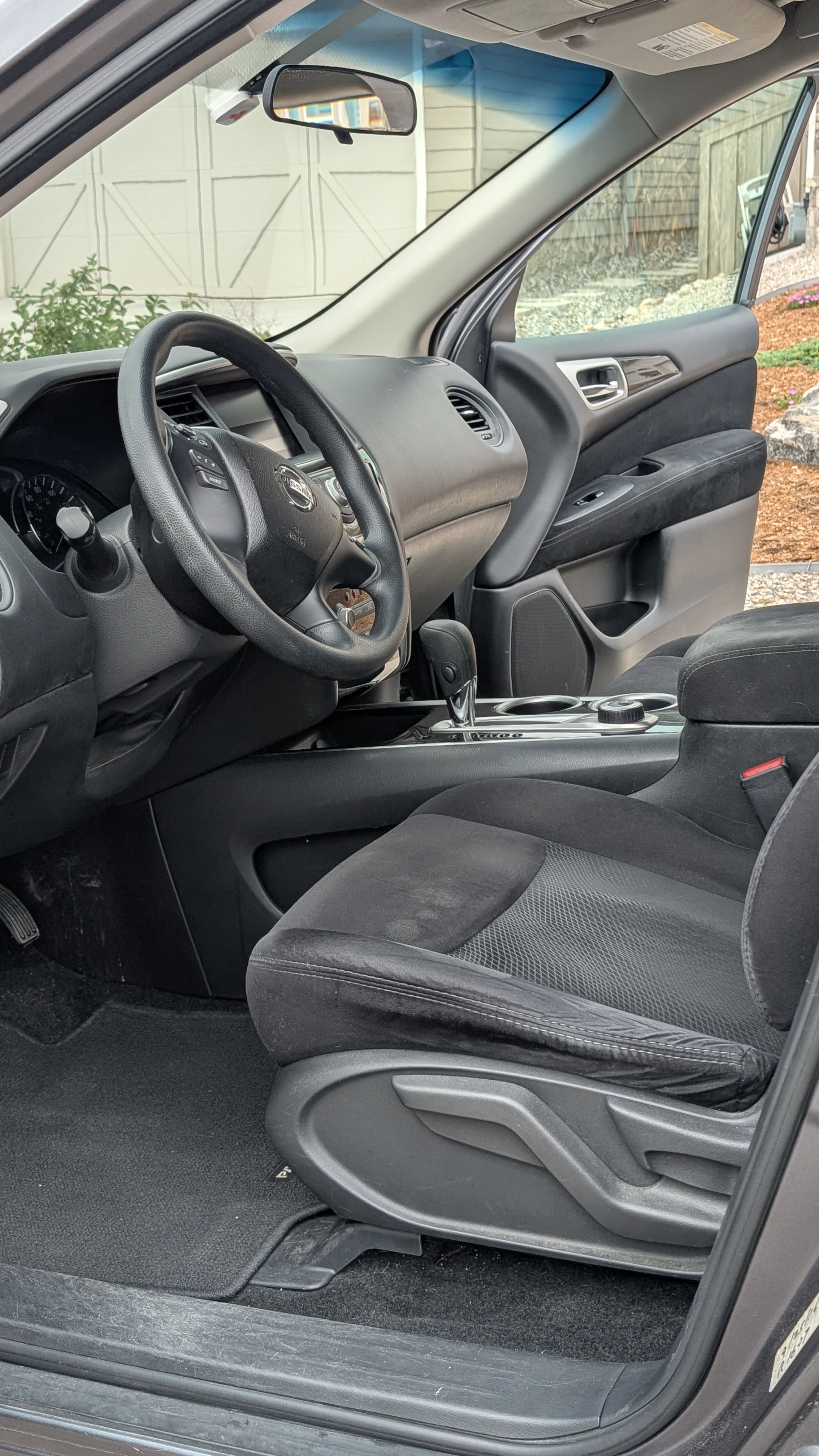 Used 2016 Nissan Pathfinder S AWD/4WD image 12