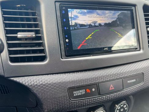 Used 2010 Mitsubishi Lancer DE image 11