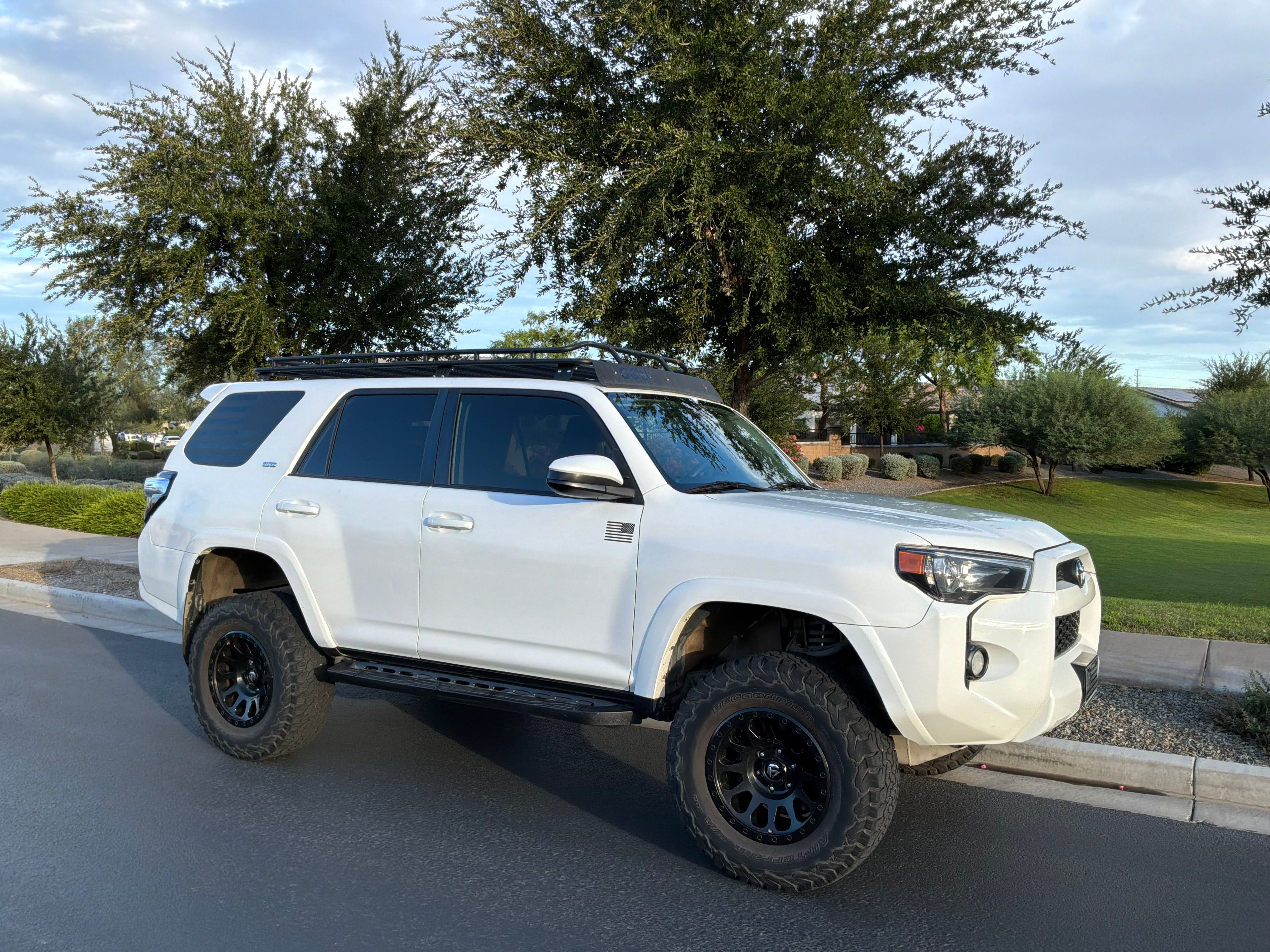 Used 2015 Toyota 4Runner SR5 RWD image 4