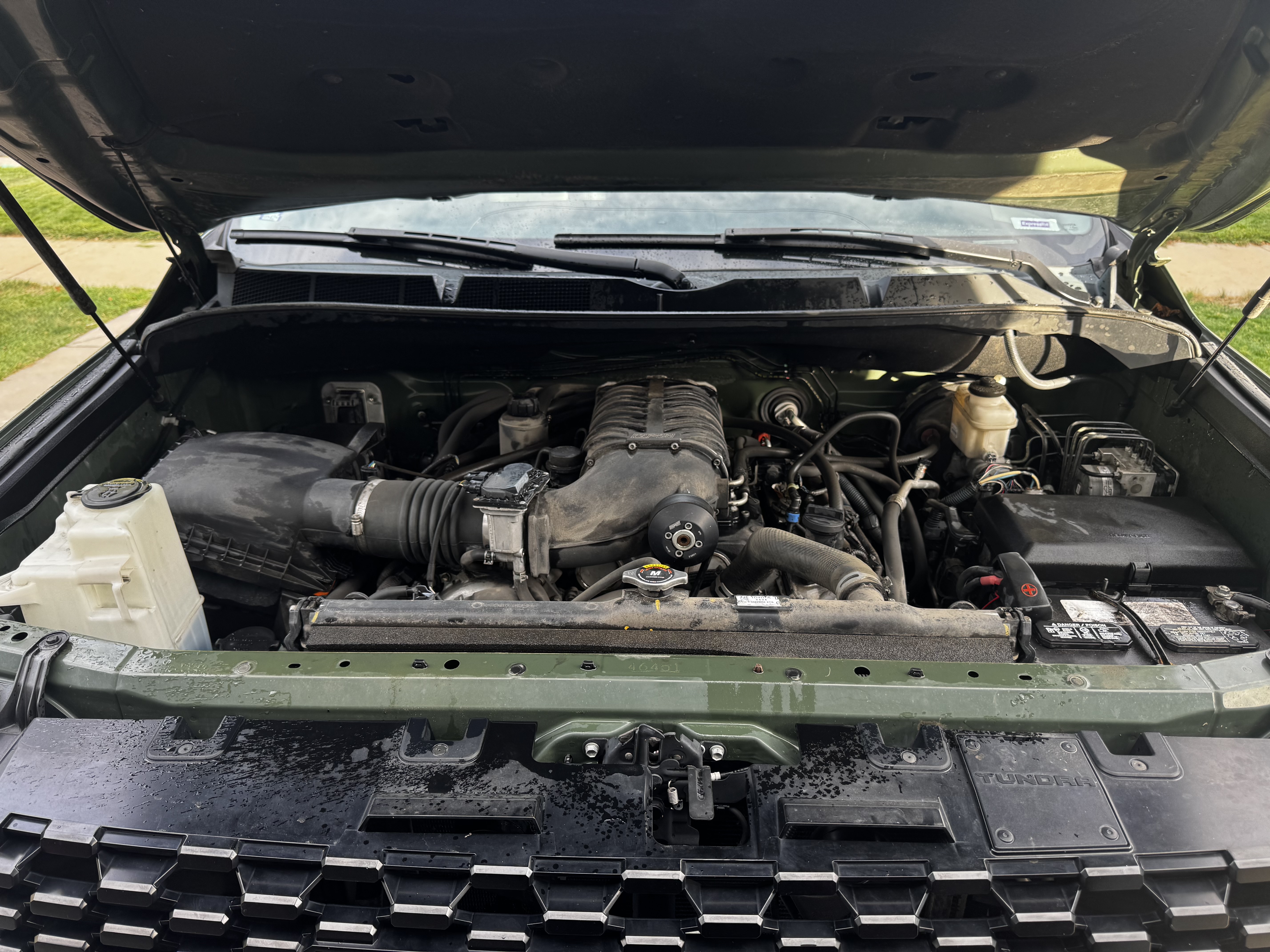 Used 2021 Toyota Tundra SR5 w/ TRD Off-Road Package AWD/4WD image 17
