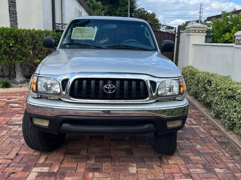 Used 2003 Toyota Tacoma PreRunner image 9