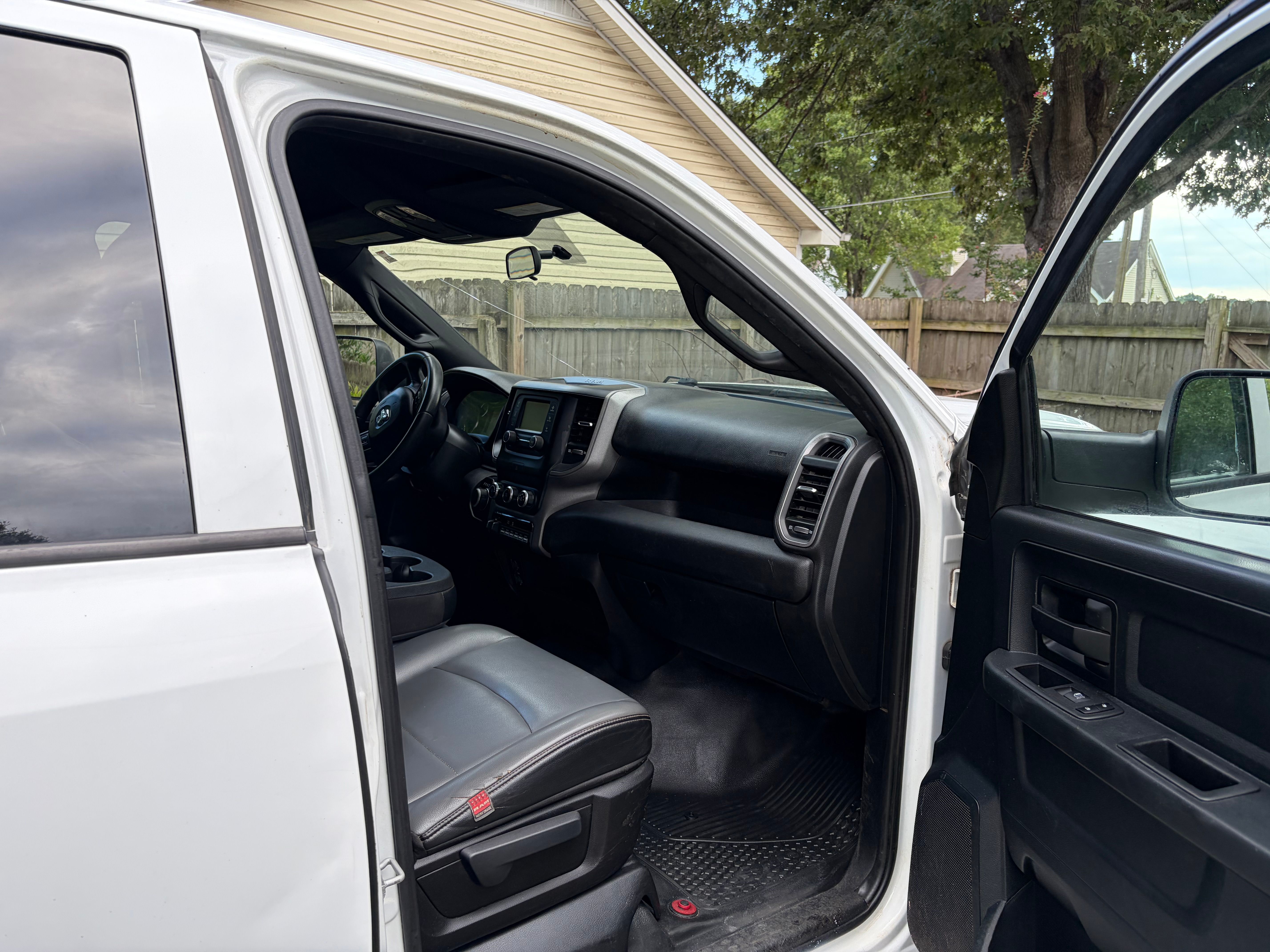 Used 2021 RAM 2500 Tradesman RWD image 21