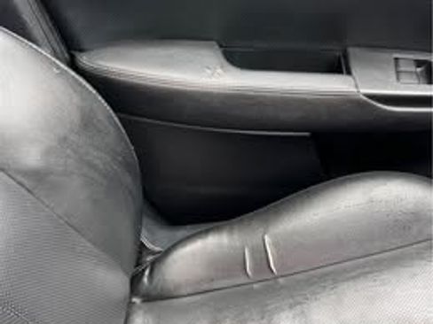 Used 2012 Subaru Outback 2.5i Limited w/ Moonroof Pkg image 15