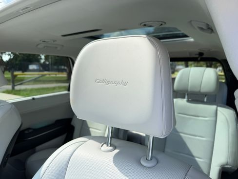 Used 2026 Hyundai Palisade Calligraphy FWD image 14