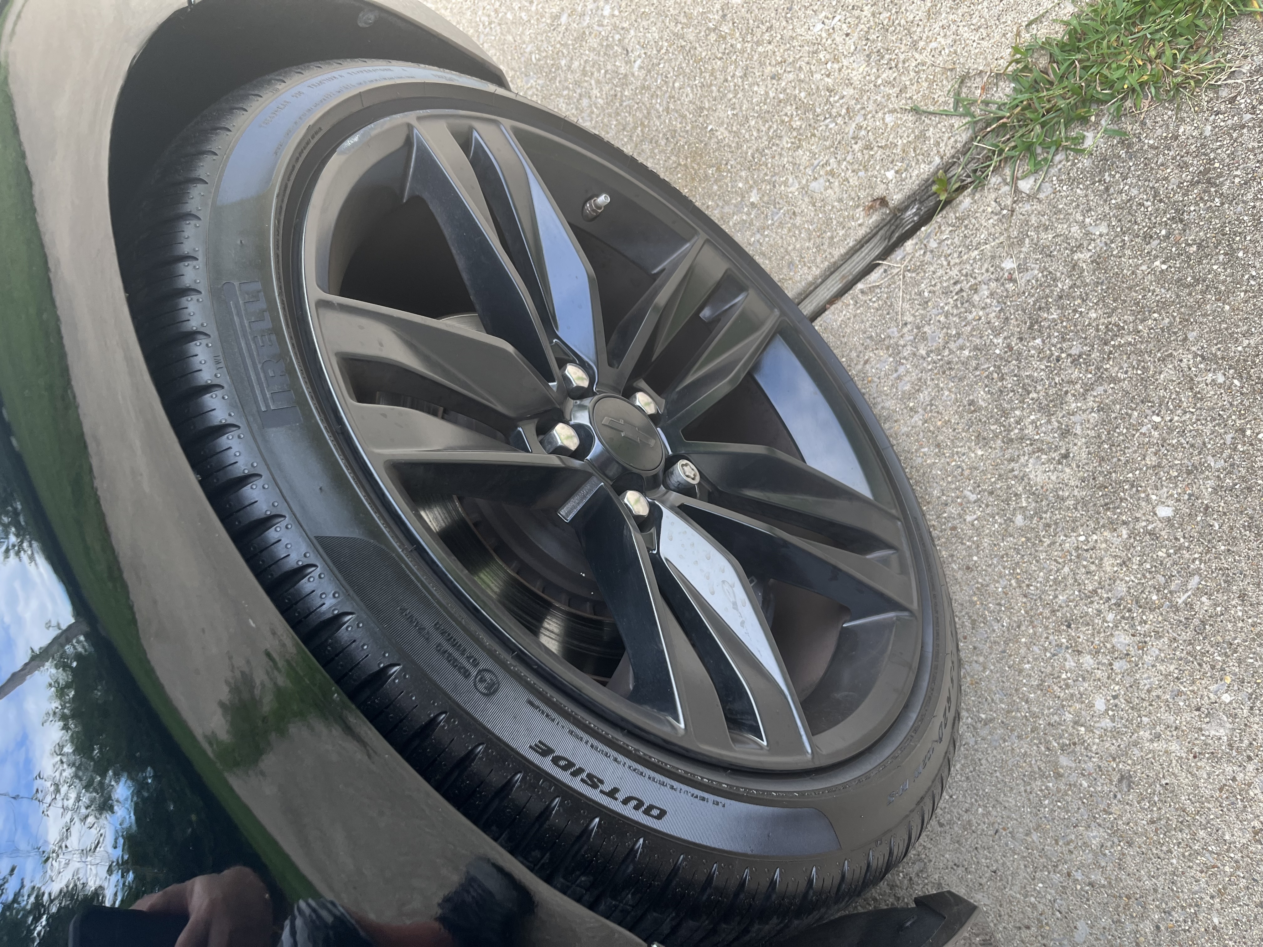 Used 2018 Chevrolet Camaro SS RWD image 15