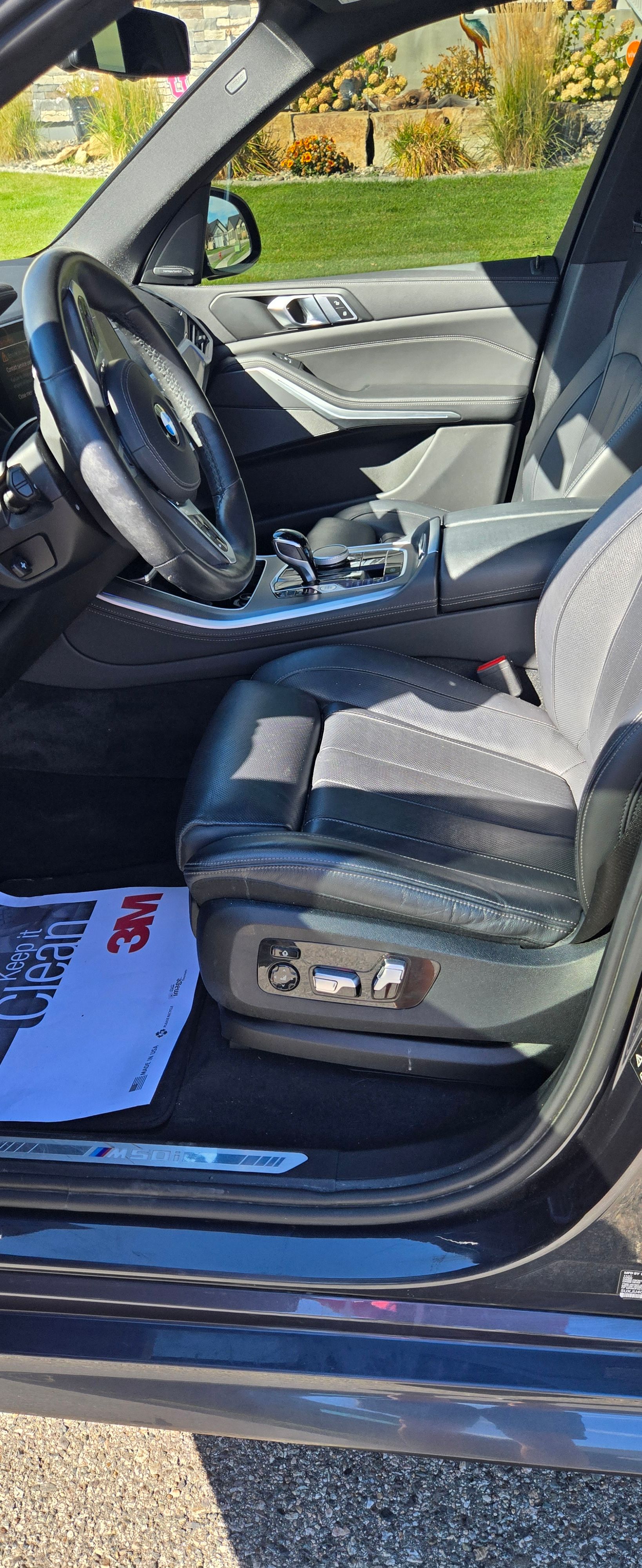 Used 2022 BMW X5 M50i AWD/4WD image 10