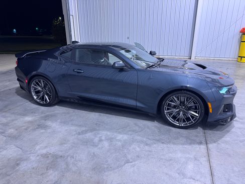 Used 2023 Chevrolet Camaro ZL1 RWD image 2
