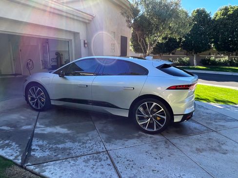 Used 2022 Jaguar I-PACE HSE image 11