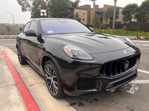 Used 2023 Maserati Grecale Modena image 11