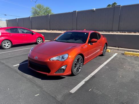 Used 2013 Scion FR-S RWD image 5