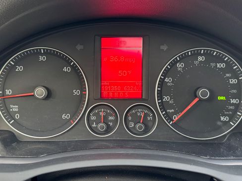 Used 2009 Volkswagen Jetta TDI image 19