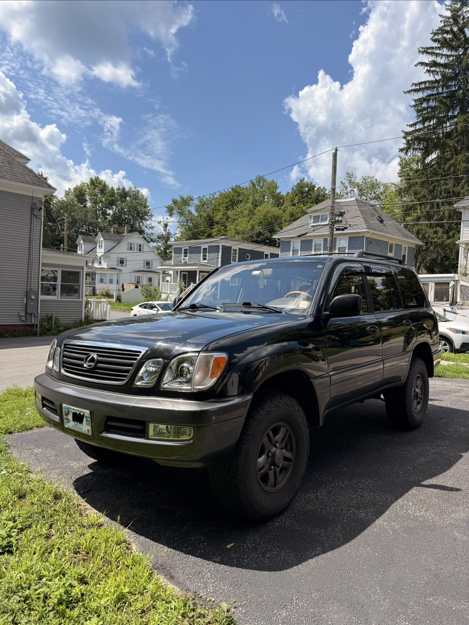 Used 2001 Lexus LX 470 4WD image 2
