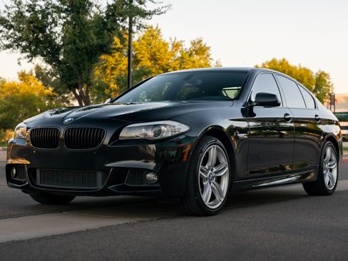 Used 2011 BMW 550i Sedan RWD image 27