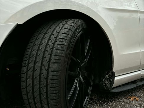 Used 2010 Ford Mustang Coupe image 17