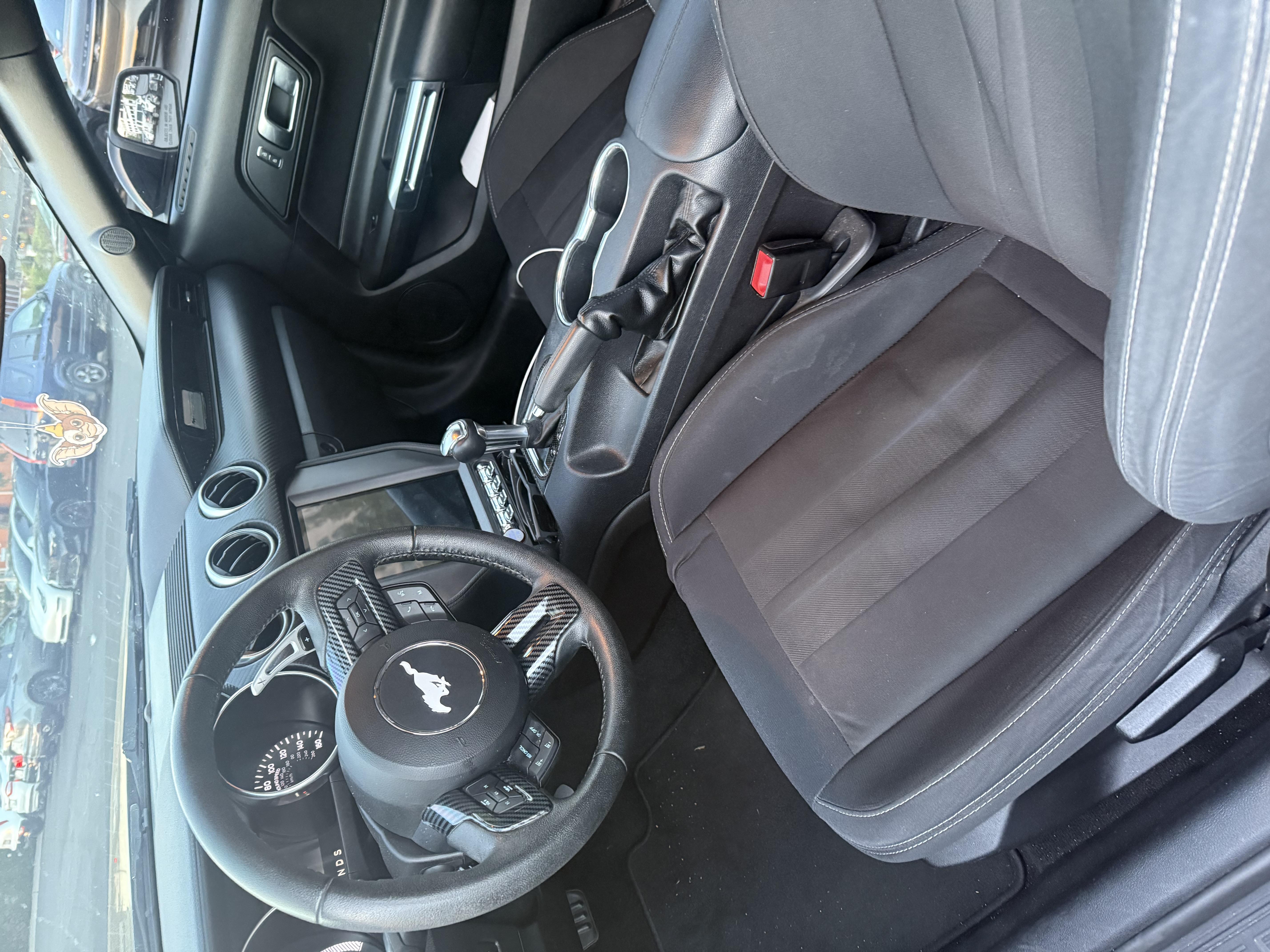 Used 2019 Ford Mustang Coupe RWD image 9