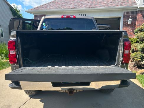 Used 2014 Chevrolet Silverado 1500 LT w/ LT Convenience Package RWD image 17