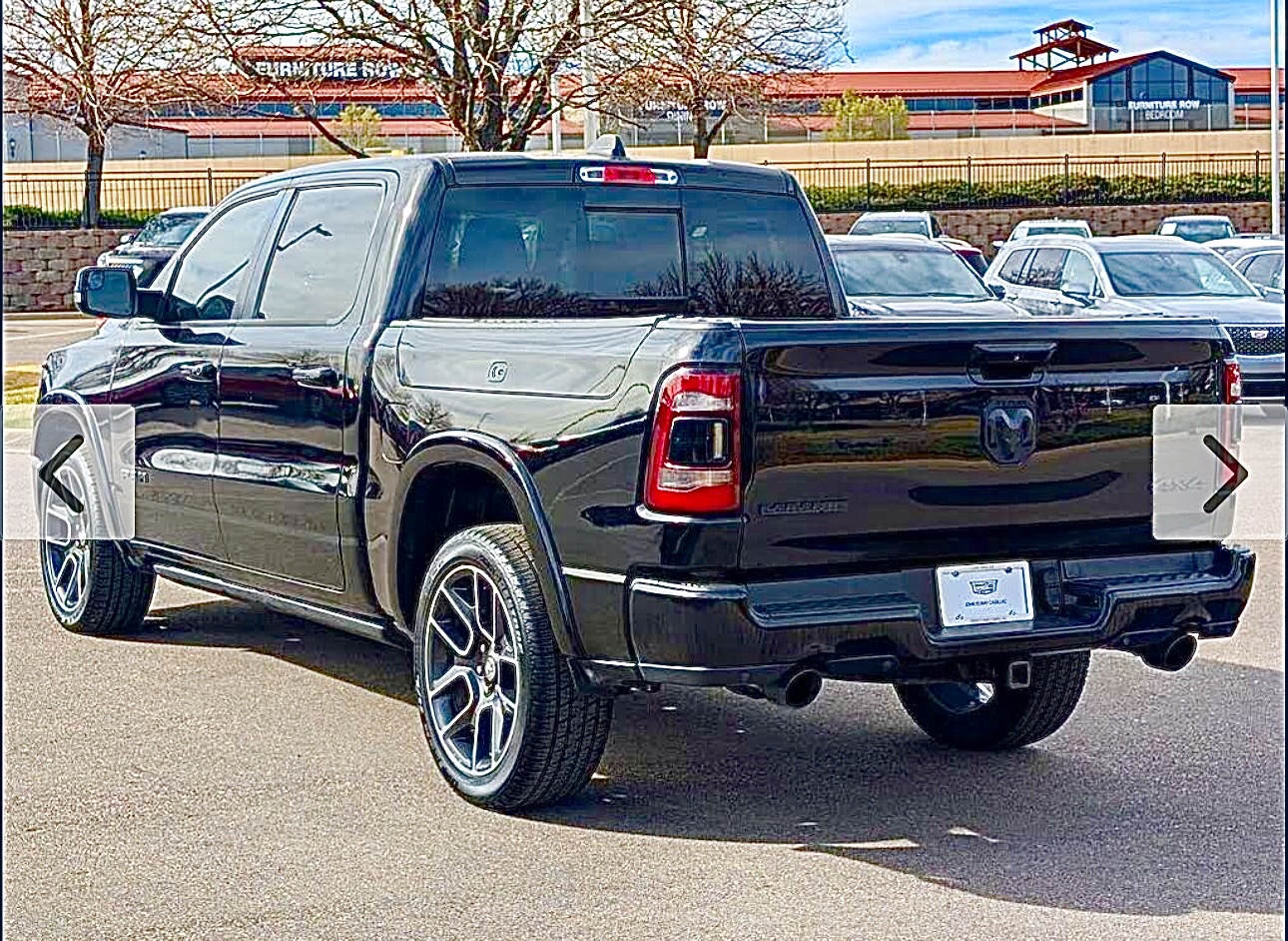 Used 2019 RAM 1500 Laramie AWD/4WD image 2