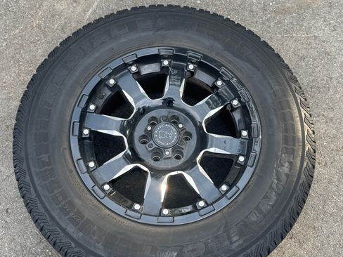 Used 2017 GMC Canyon Denali AWD/4WD image 14