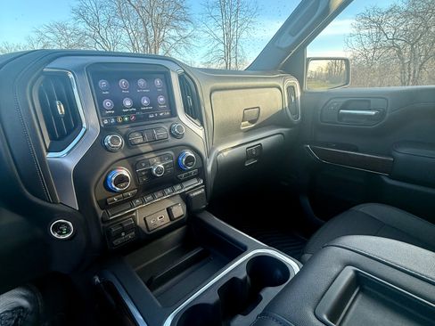 Used 2019 GMC Sierra 1500 Elevation w/ Elevation Value Package image 6