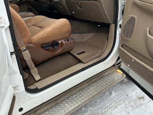 Used 2004 Ford F250 King Ranch image 14