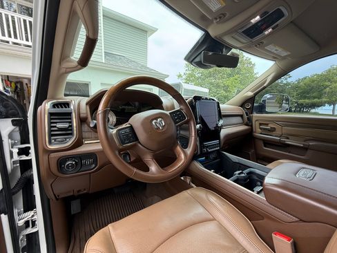 Used 2022 RAM 2500 Limited AWD/4WD image 12