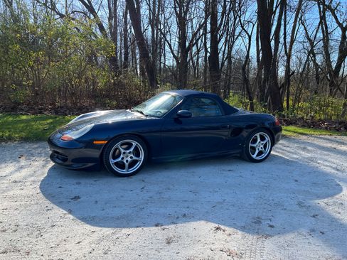 Used 1999 Porsche Boxster RWD image 2