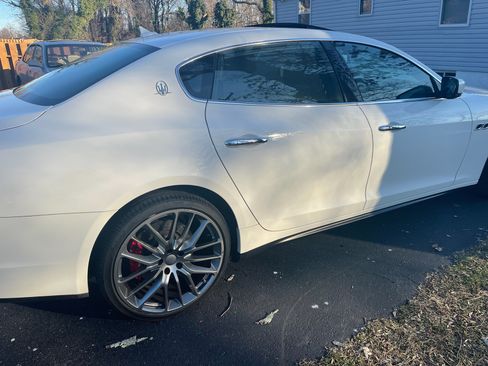 Used 2014 Maserati Quattroporte GTS image 4