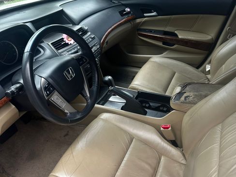 Used 2011 Honda Accord EX-L image 8