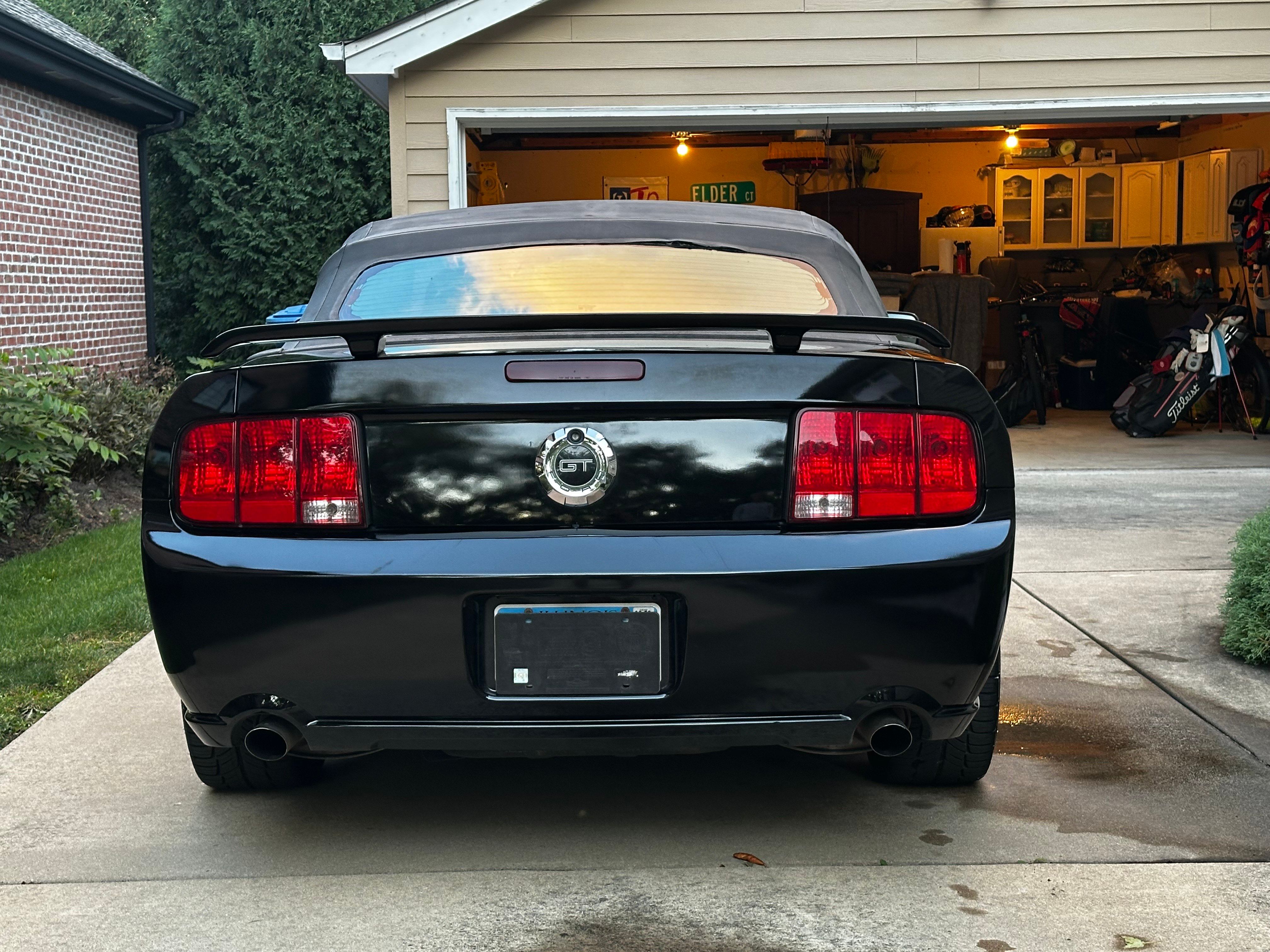 Used 2006 Ford Mustang GT Premium RWD image 9